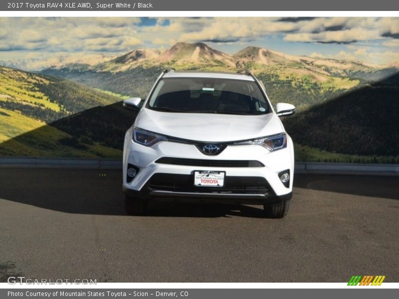 Super White / Black 2017 Toyota RAV4 XLE AWD