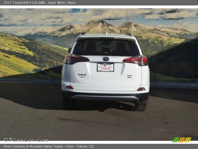 Super White / Black 2017 Toyota RAV4 XLE AWD