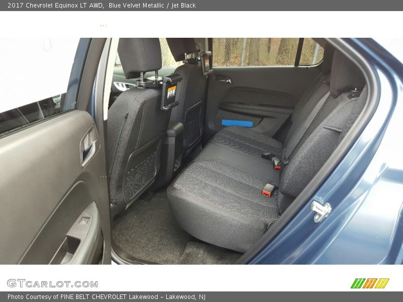 Blue Velvet Metallic / Jet Black 2017 Chevrolet Equinox LT AWD