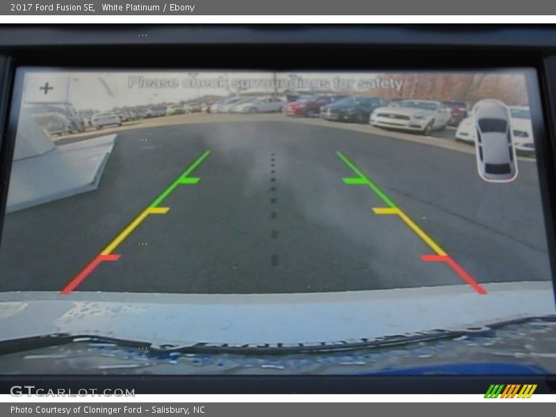 White Platinum / Ebony 2017 Ford Fusion SE