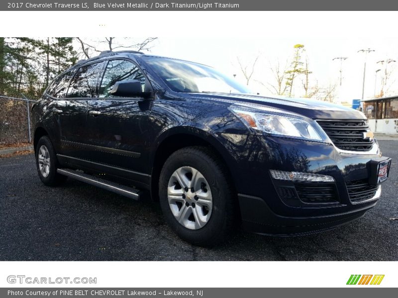 Blue Velvet Metallic / Dark Titanium/Light Titanium 2017 Chevrolet Traverse LS