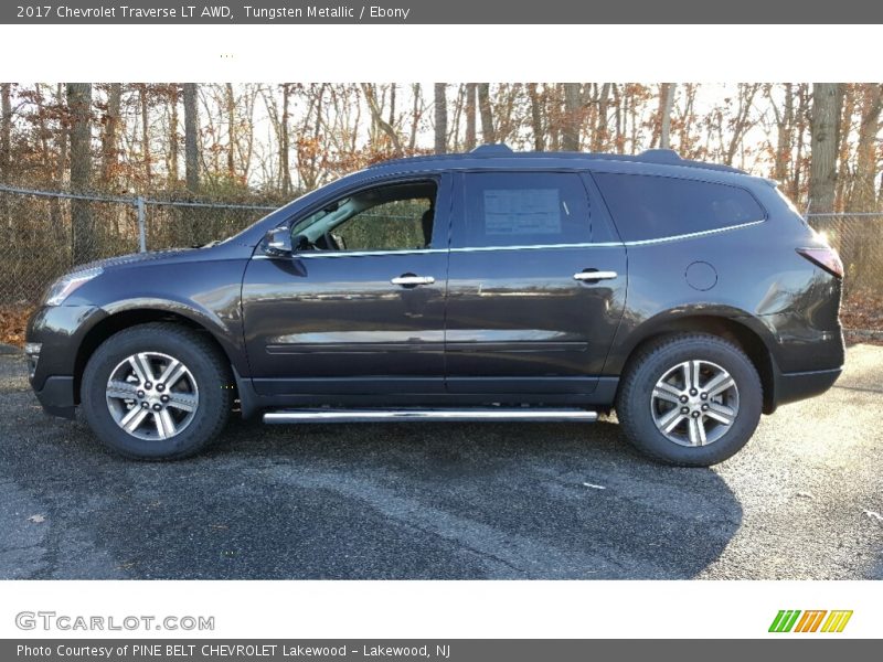 Tungsten Metallic / Ebony 2017 Chevrolet Traverse LT AWD