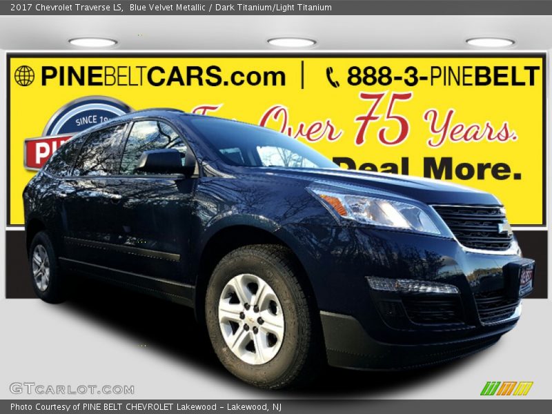 Blue Velvet Metallic / Dark Titanium/Light Titanium 2017 Chevrolet Traverse LS