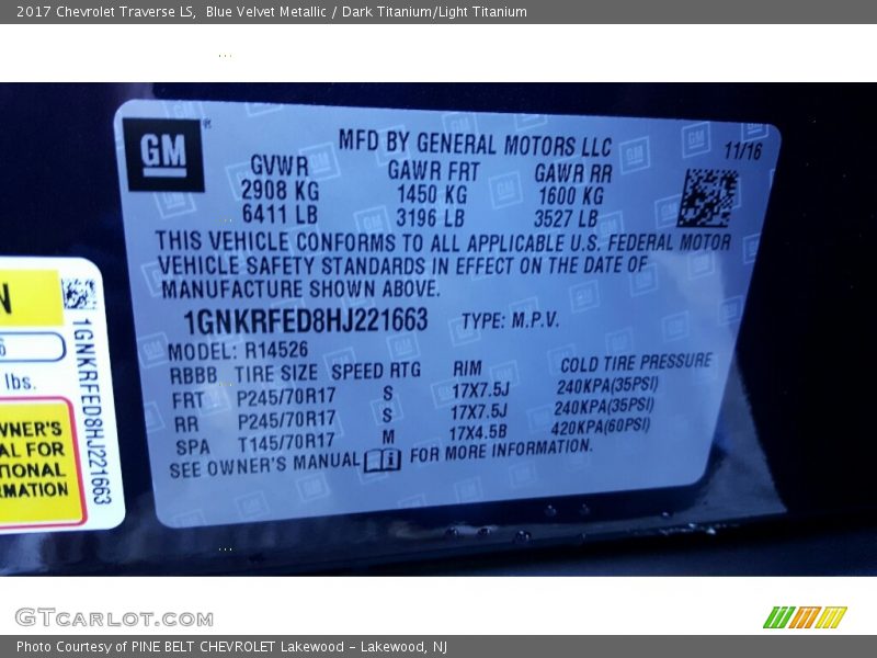 Blue Velvet Metallic / Dark Titanium/Light Titanium 2017 Chevrolet Traverse LS