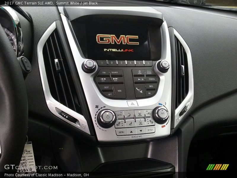 Summit White / Jet Black 2017 GMC Terrain SLE AWD