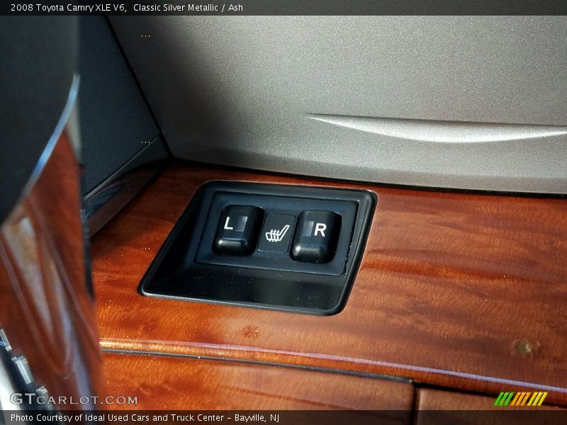 Classic Silver Metallic / Ash 2008 Toyota Camry XLE V6