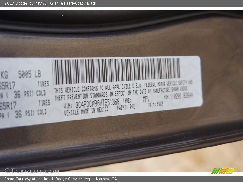 Granite Pearl-Coat / Black 2017 Dodge Journey SE