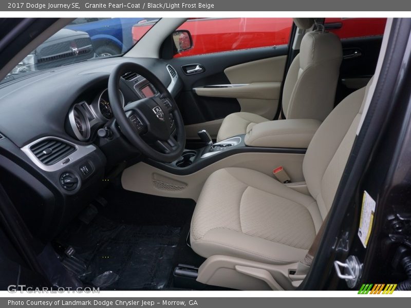 Granite Pearl-Coat / Black/Light Frost Beige 2017 Dodge Journey SE