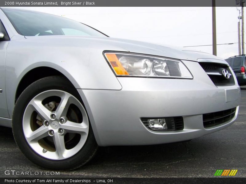 Bright Silver / Black 2008 Hyundai Sonata Limited