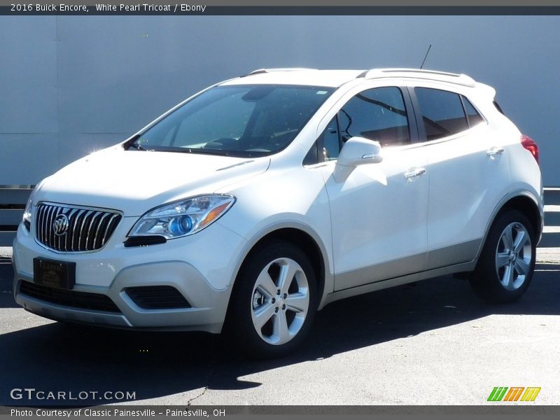 White Pearl Tricoat / Ebony 2016 Buick Encore