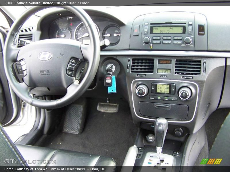Bright Silver / Black 2008 Hyundai Sonata Limited