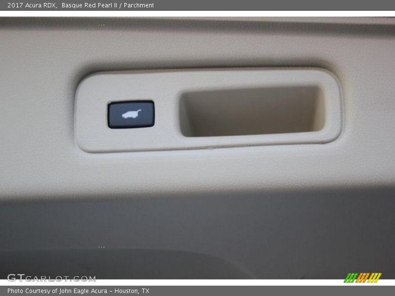 Basque Red Pearl II / Parchment 2017 Acura RDX