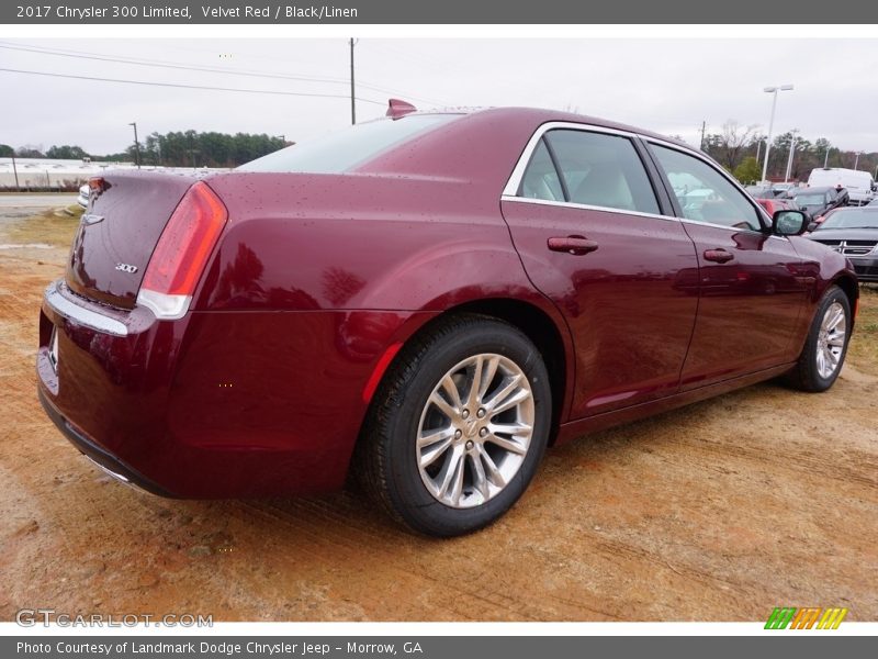 Velvet Red / Black/Linen 2017 Chrysler 300 Limited