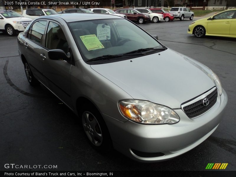 Silver Streak Mica / Light Gray 2005 Toyota Corolla CE