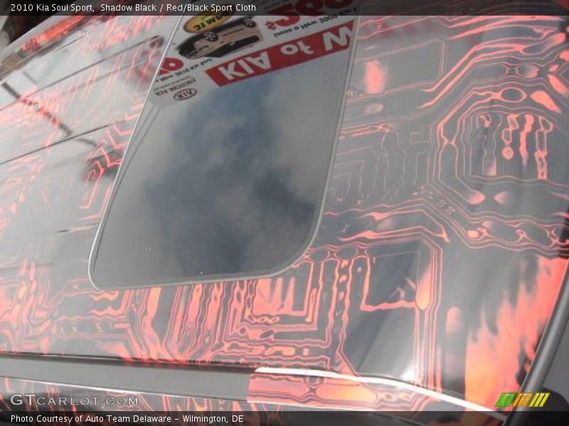 Shadow Black / Red/Black Sport Cloth 2010 Kia Soul Sport
