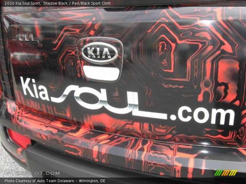 Shadow Black / Red/Black Sport Cloth 2010 Kia Soul Sport