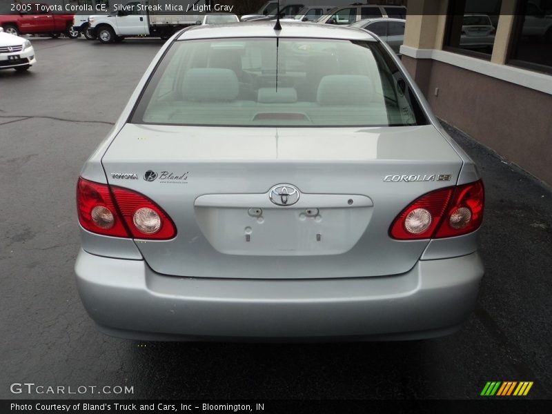 Silver Streak Mica / Light Gray 2005 Toyota Corolla CE