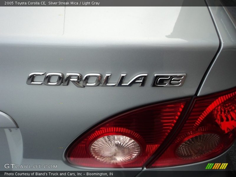 Silver Streak Mica / Light Gray 2005 Toyota Corolla CE