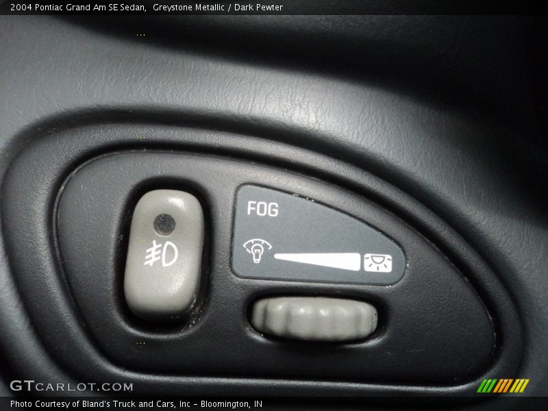 Greystone Metallic / Dark Pewter 2004 Pontiac Grand Am SE Sedan
