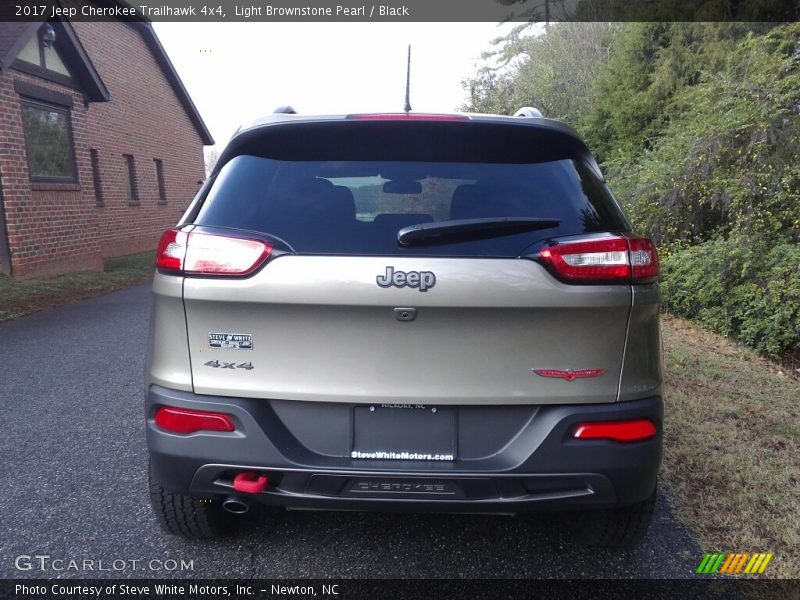 Light Brownstone Pearl / Black 2017 Jeep Cherokee Trailhawk 4x4