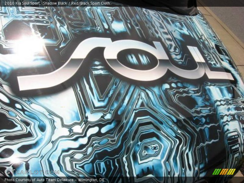 Shadow Black / Red/Black Sport Cloth 2010 Kia Soul Sport