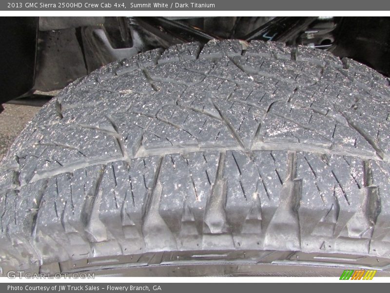 Summit White / Dark Titanium 2013 GMC Sierra 2500HD Crew Cab 4x4