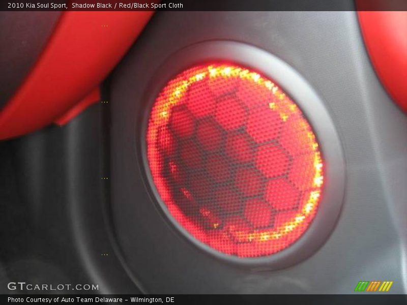 Shadow Black / Red/Black Sport Cloth 2010 Kia Soul Sport