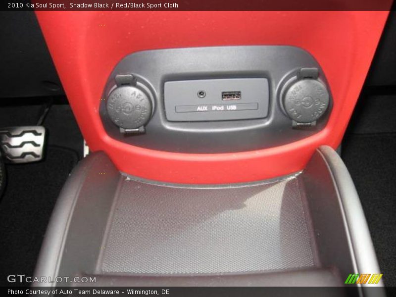 Shadow Black / Red/Black Sport Cloth 2010 Kia Soul Sport