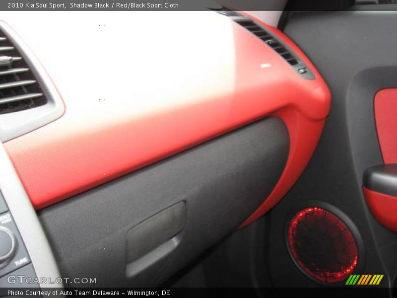 Shadow Black / Red/Black Sport Cloth 2010 Kia Soul Sport
