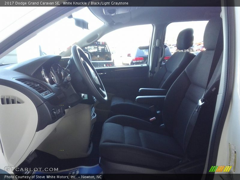 White Knuckle / Black/Light Graystone 2017 Dodge Grand Caravan SE