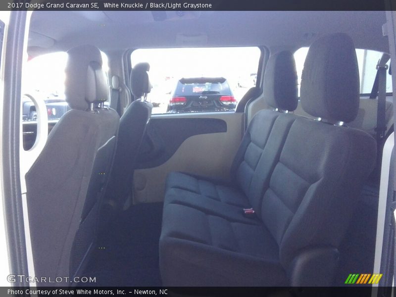 White Knuckle / Black/Light Graystone 2017 Dodge Grand Caravan SE