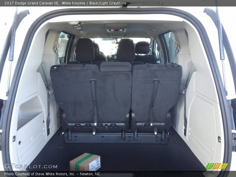 White Knuckle / Black/Light Graystone 2017 Dodge Grand Caravan SE