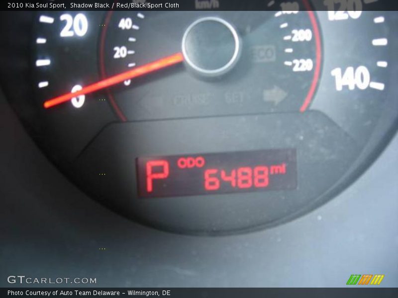 Shadow Black / Red/Black Sport Cloth 2010 Kia Soul Sport