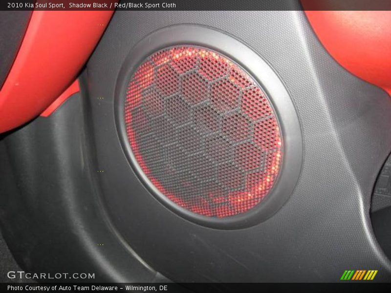 Shadow Black / Red/Black Sport Cloth 2010 Kia Soul Sport