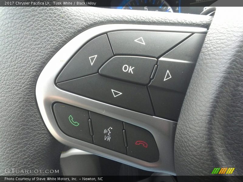 Tusk White / Black/Alloy 2017 Chrysler Pacifica LX