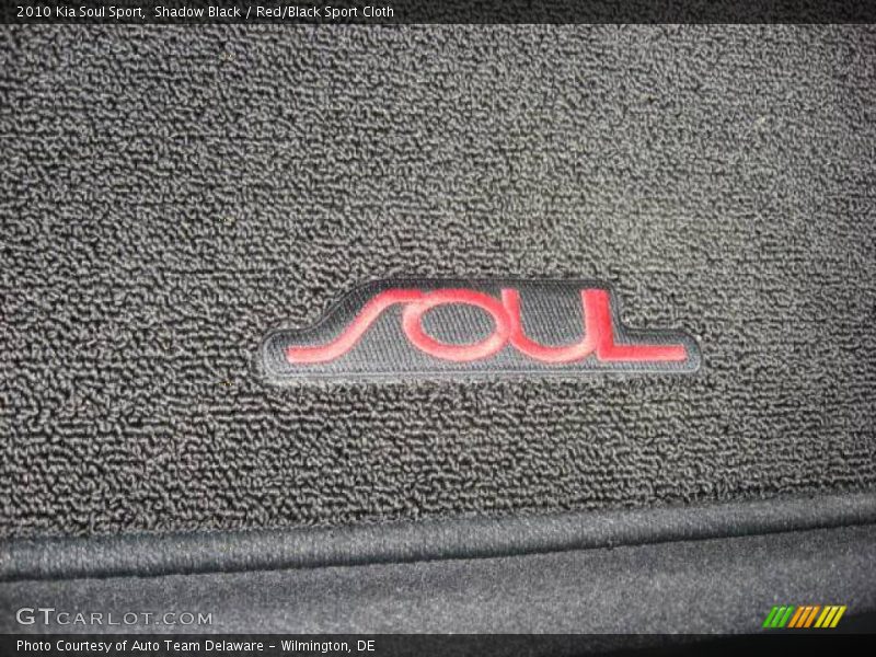 Shadow Black / Red/Black Sport Cloth 2010 Kia Soul Sport