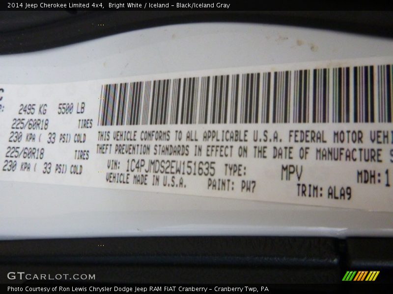 Bright White / Iceland - Black/Iceland Gray 2014 Jeep Cherokee Limited 4x4