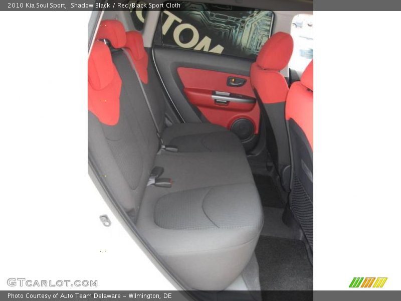 Shadow Black / Red/Black Sport Cloth 2010 Kia Soul Sport