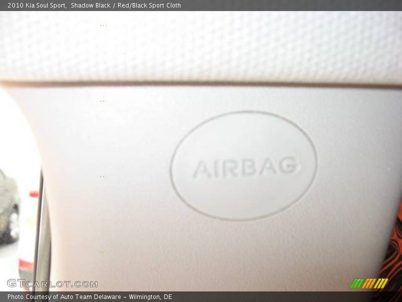 Shadow Black / Red/Black Sport Cloth 2010 Kia Soul Sport