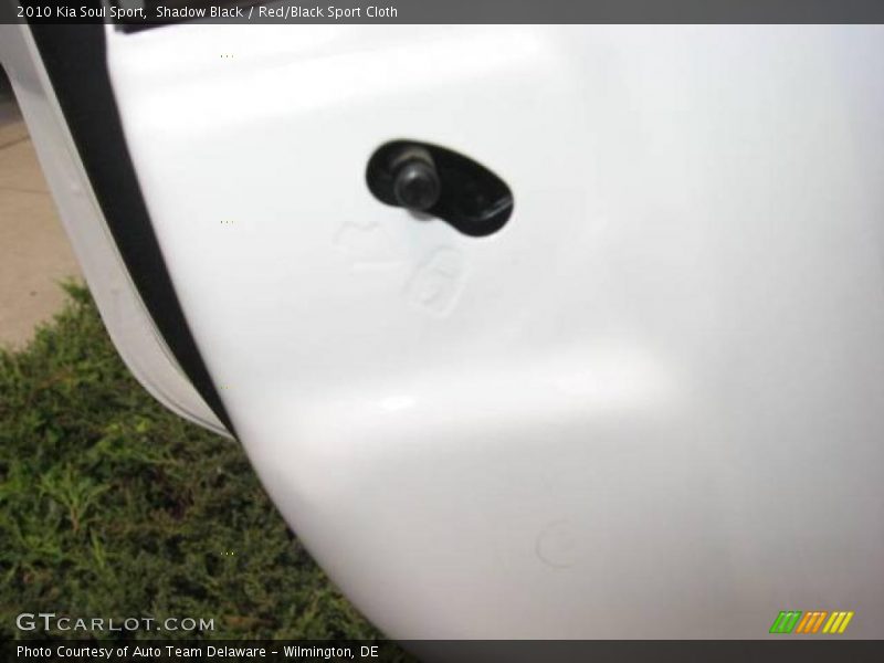 Shadow Black / Red/Black Sport Cloth 2010 Kia Soul Sport