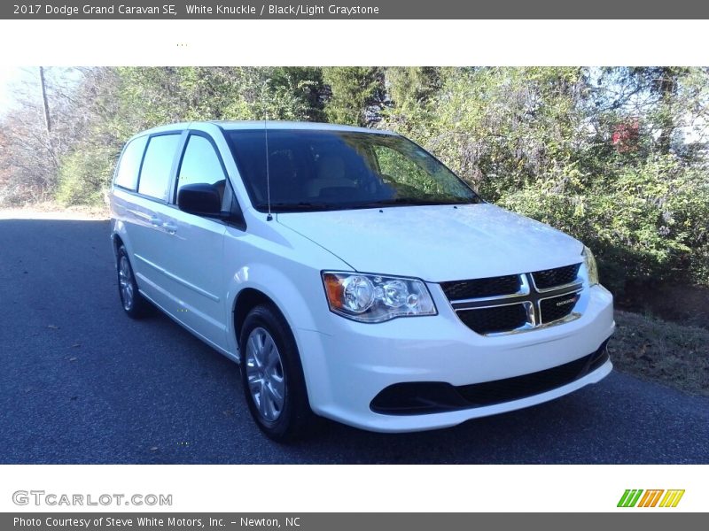 White Knuckle / Black/Light Graystone 2017 Dodge Grand Caravan SE