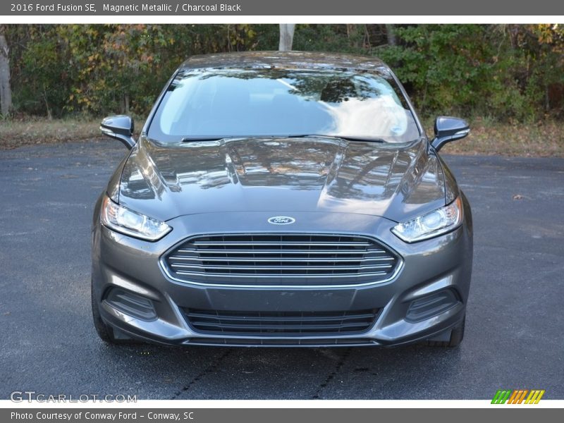 Magnetic Metallic / Charcoal Black 2016 Ford Fusion SE