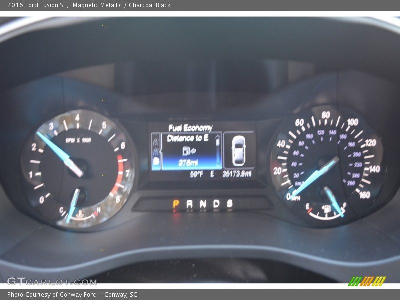 Magnetic Metallic / Charcoal Black 2016 Ford Fusion SE