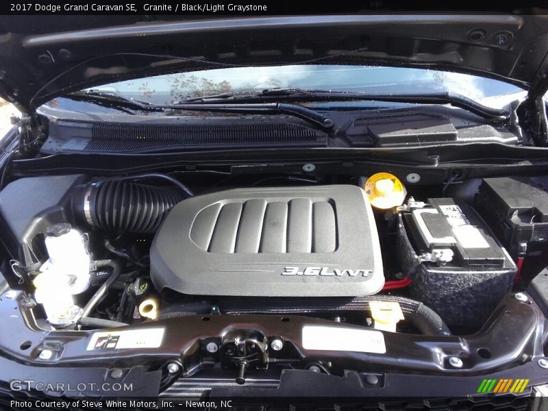 Granite / Black/Light Graystone 2017 Dodge Grand Caravan SE