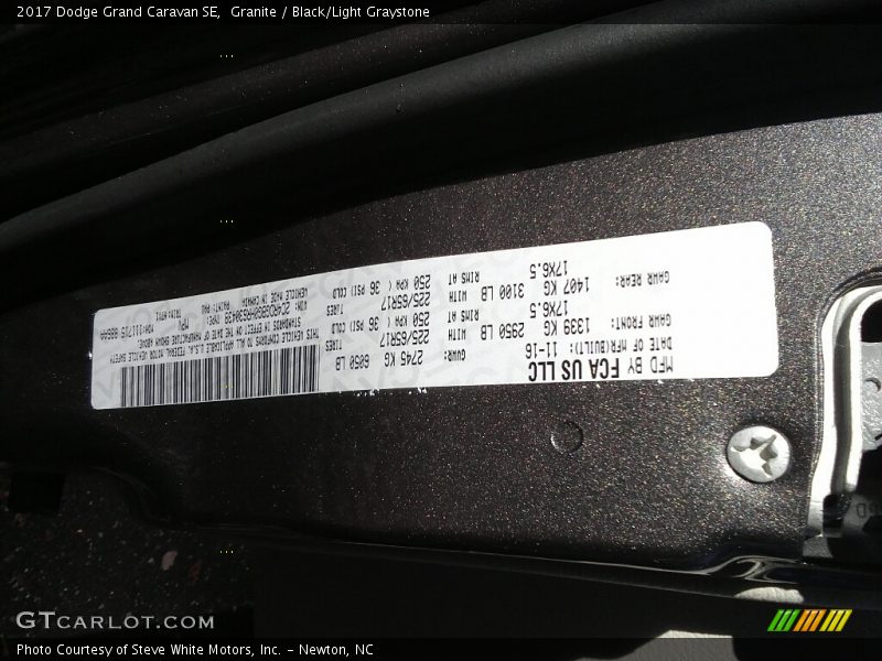 Granite / Black/Light Graystone 2017 Dodge Grand Caravan SE