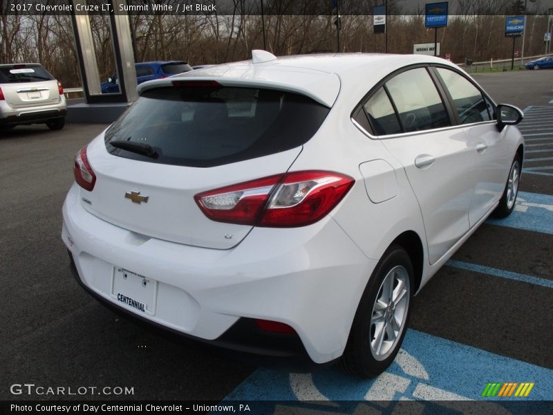 Summit White / Jet Black 2017 Chevrolet Cruze LT