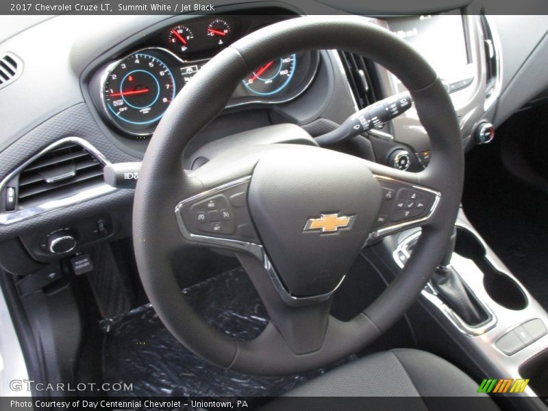 Summit White / Jet Black 2017 Chevrolet Cruze LT