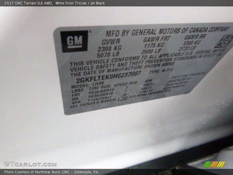 White Frost Tricoat / Jet Black 2017 GMC Terrain SLE AWD