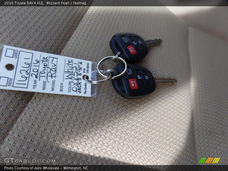 Blizzard Pearl / Nutmeg 2016 Toyota RAV4 XLE