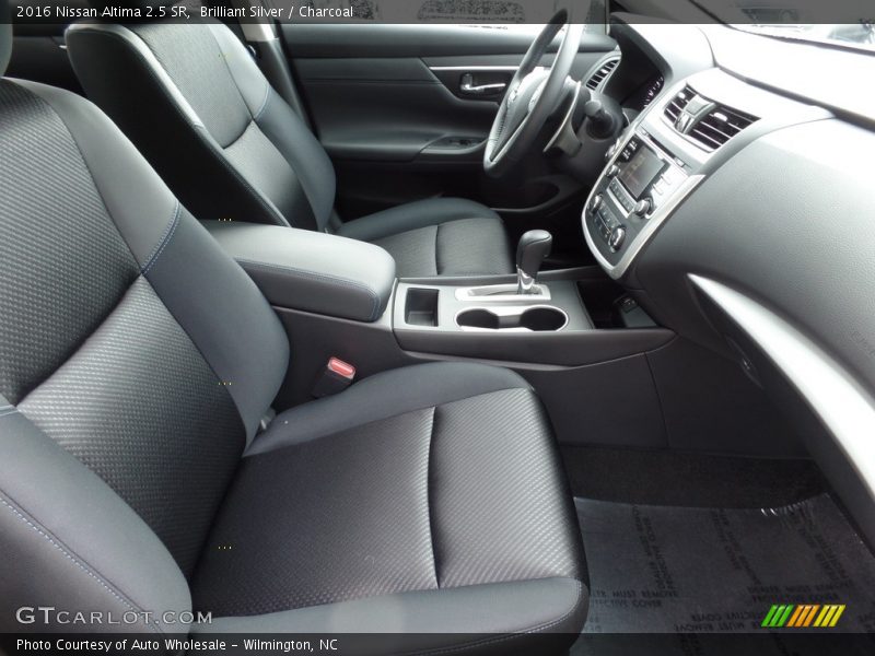 Brilliant Silver / Charcoal 2016 Nissan Altima 2.5 SR